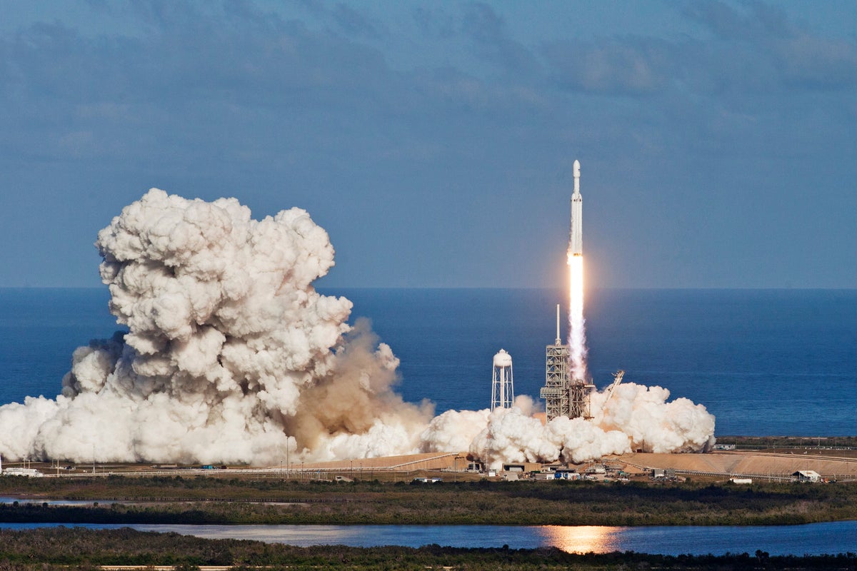 Elon Musk's SpaceX Falcon 9 Ferries South Korea's Debut Moon Mission 'Danuri'