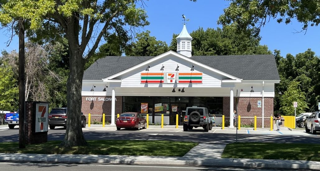 Newly minted 7-Eleven property trades for $5.486M