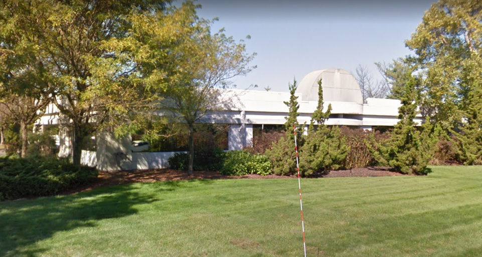 Surgical center expanding with Woodbury building lease