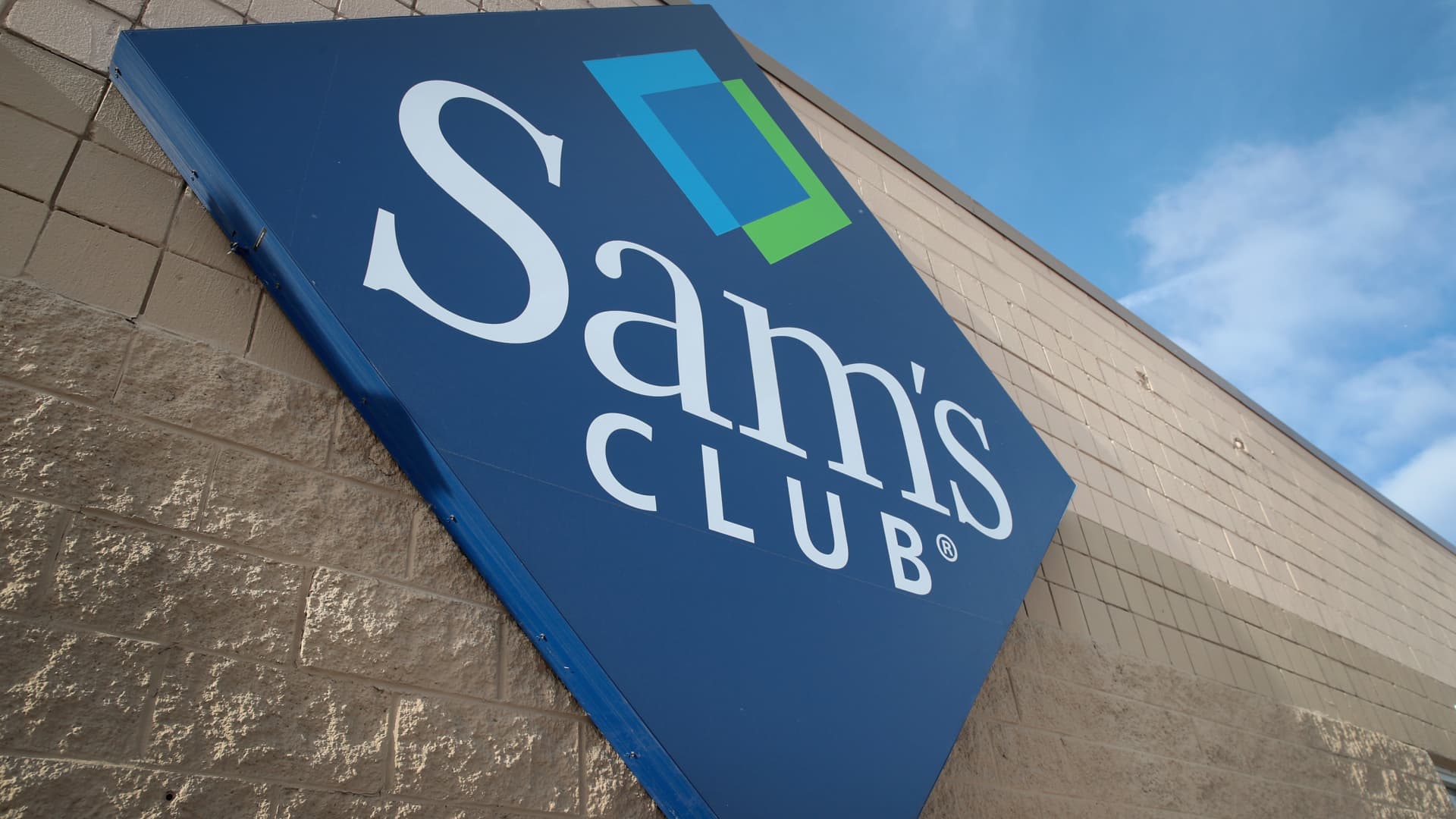 Walmart-owned Sam's Club raises annual membership fee for first time in 9 years
