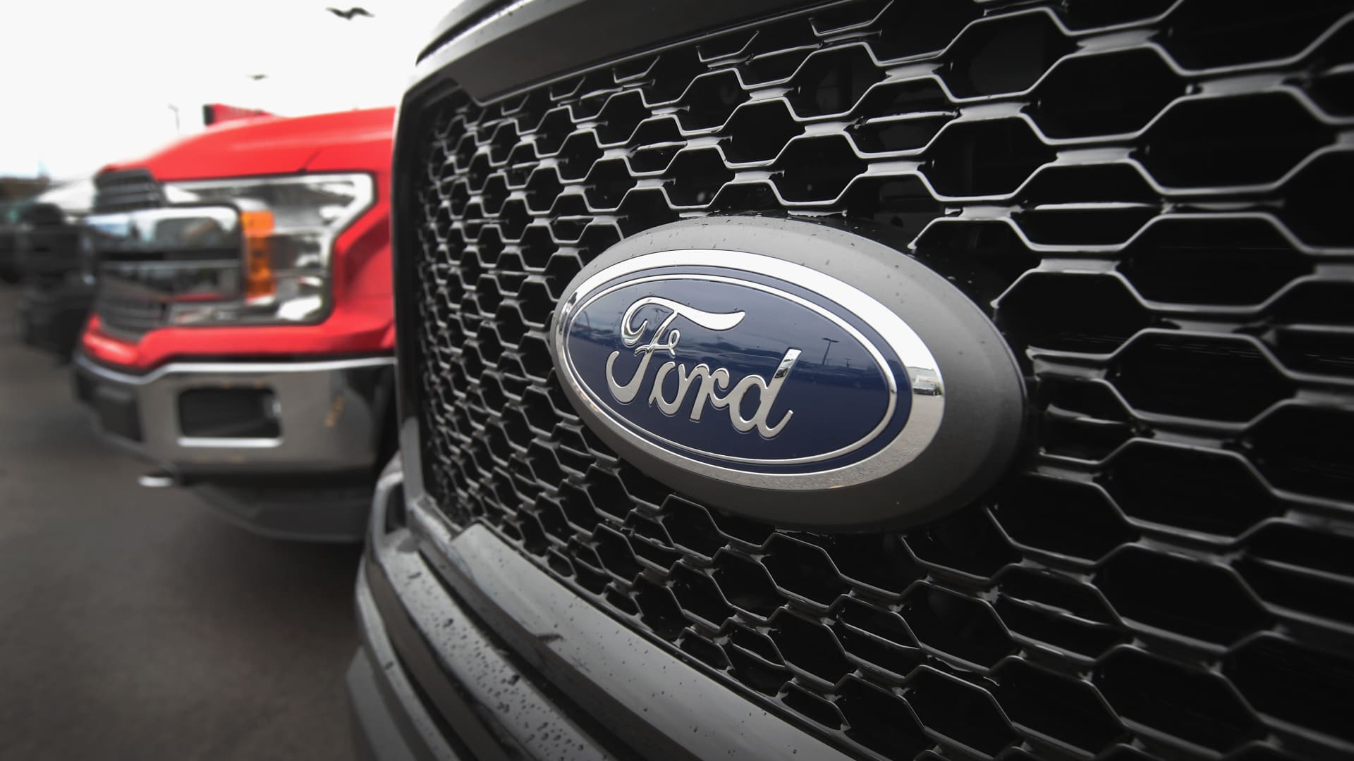 Ford's supply chain problems include blue oval badges for F-Series pickups