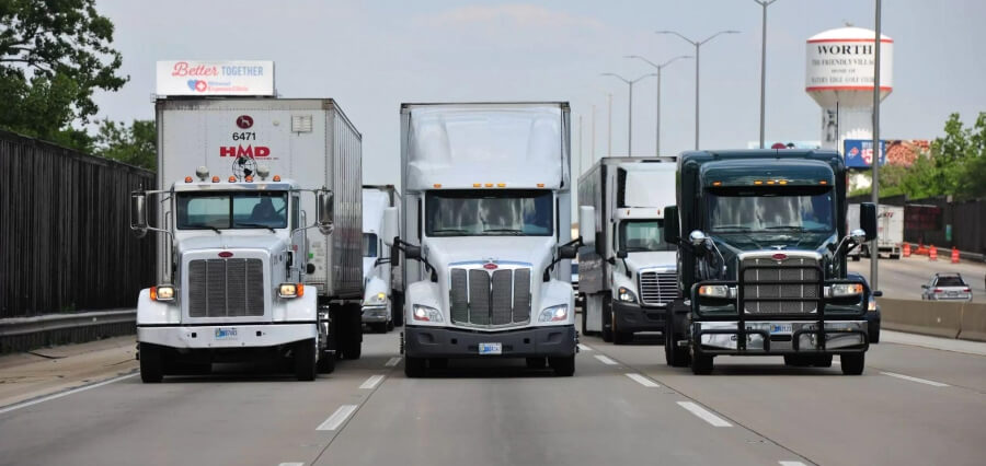 The Development of Electronic Commerce is Transforming the Trucking Industry