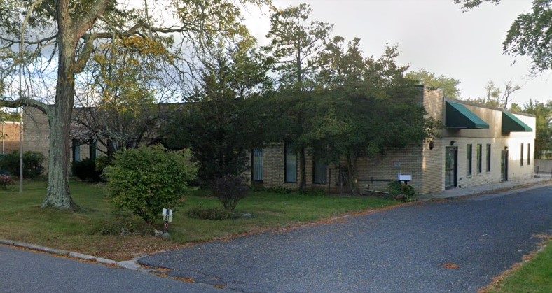 Woodbury office property fetches $3.25M