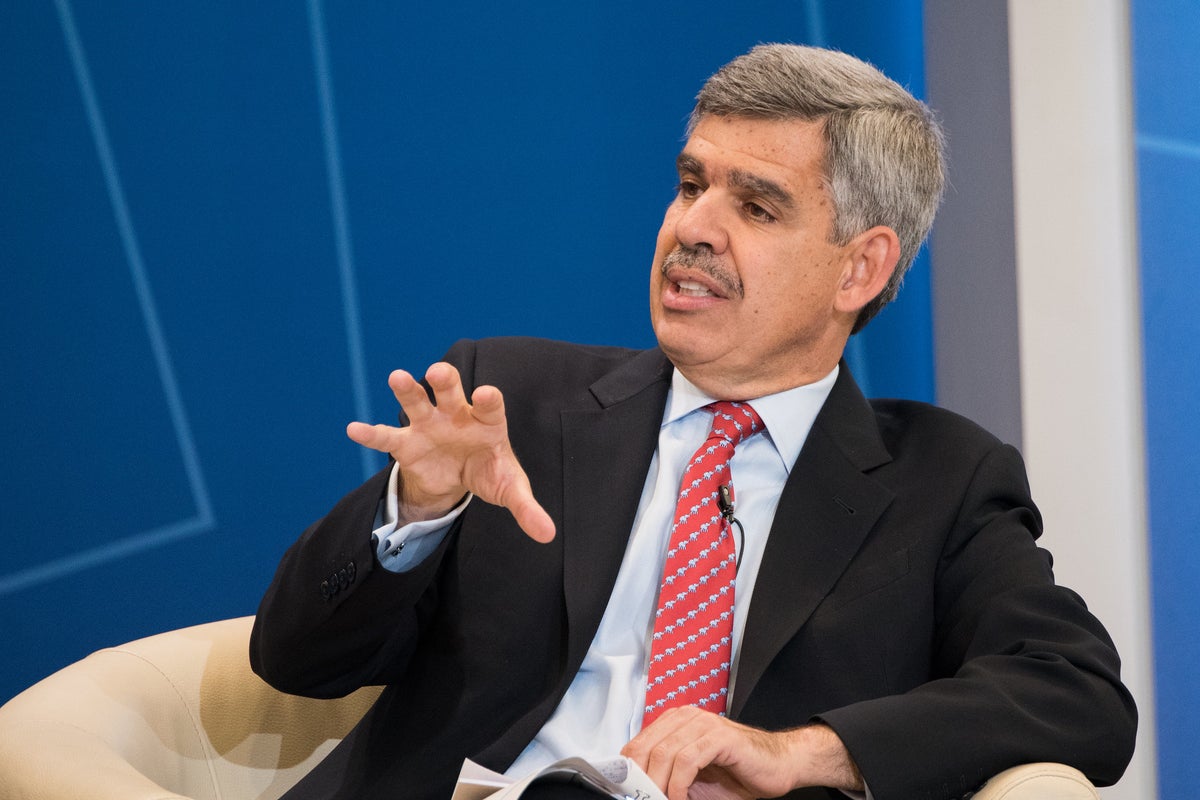 As Bond Yields And Dollar Fall, Top Economist El-Erian Says Fed May Not Want 'Self-Feeding Loosening Of Financial Conditions' - Vanguard Total Bond Market ETF (NASDAQ:BND), SPDR S&P 500 (ARCA:SPY)
