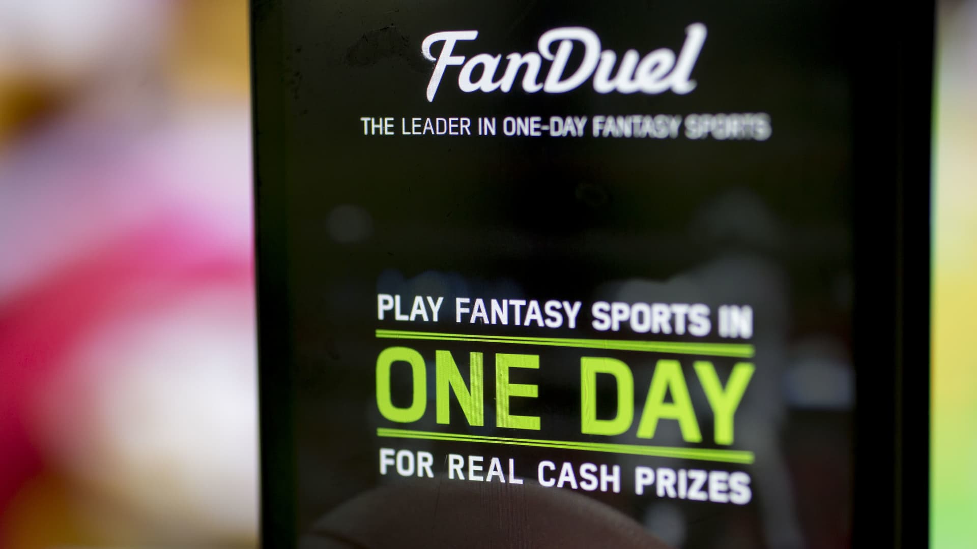 Fox wins right to buy a stake in FanDuel, but not at the price it wanted