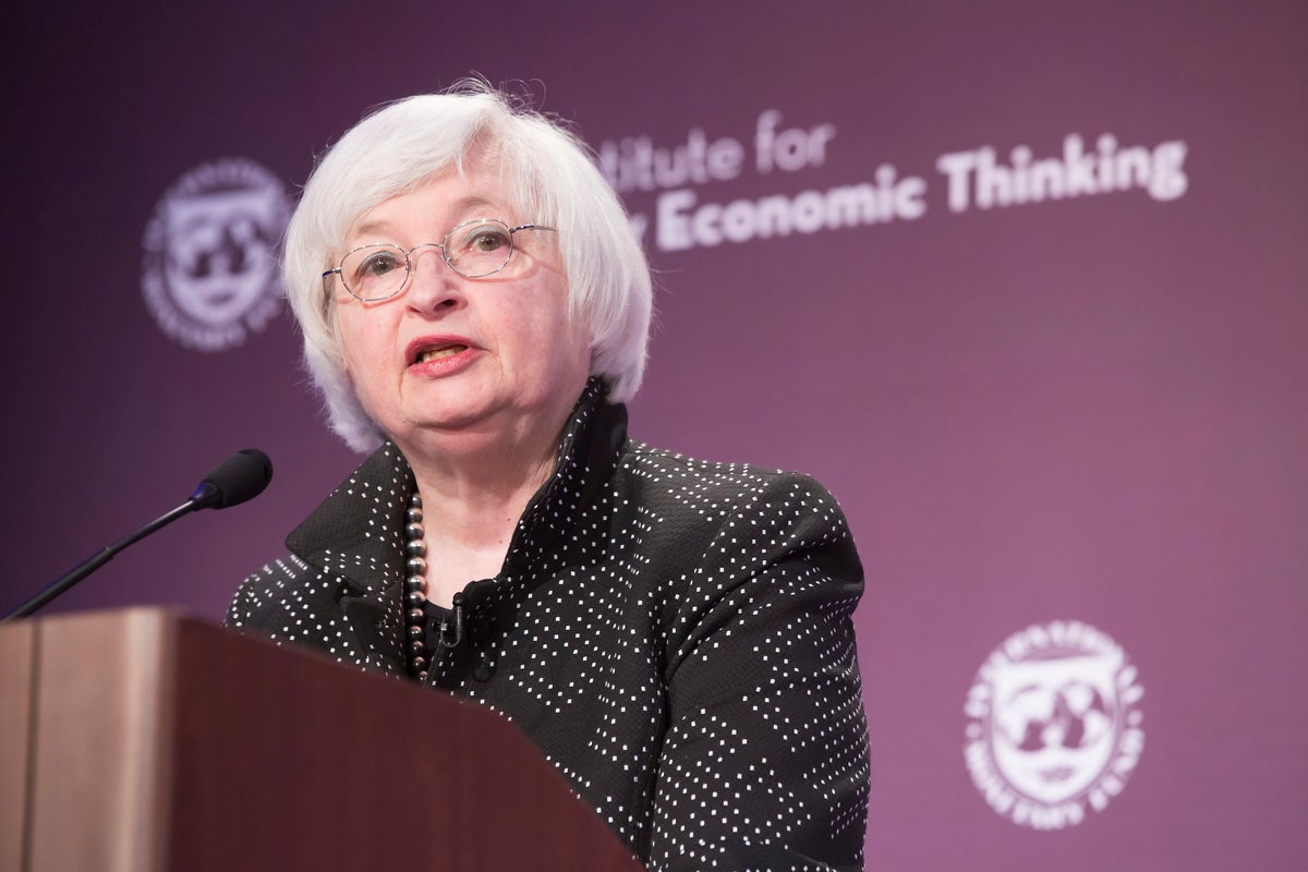 Janet Yellen Sees Inflation Easing Over Next Year And Has This To Say About Recession - Vanguard Total Bond Market ETF (NASDAQ:BND), SPDR S&P 500 (ARCA:SPY)