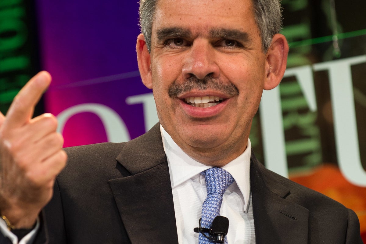 El-Erian Says Rate-Sensitive Sectors Like Housing Are 'Dis-Inflating' On Fed Hikes: 'The Challenge Is...' - Vanguard Total Bond Market ETF (NASDAQ:BND), SPDR S&P 500 (ARCA:SPY)