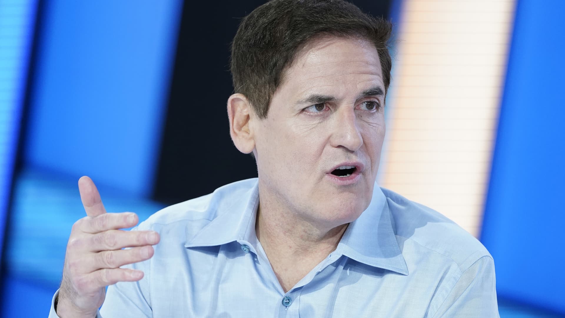 Mark Cuban wants to buy more bitcoin, says gold investors are 'dumb'
